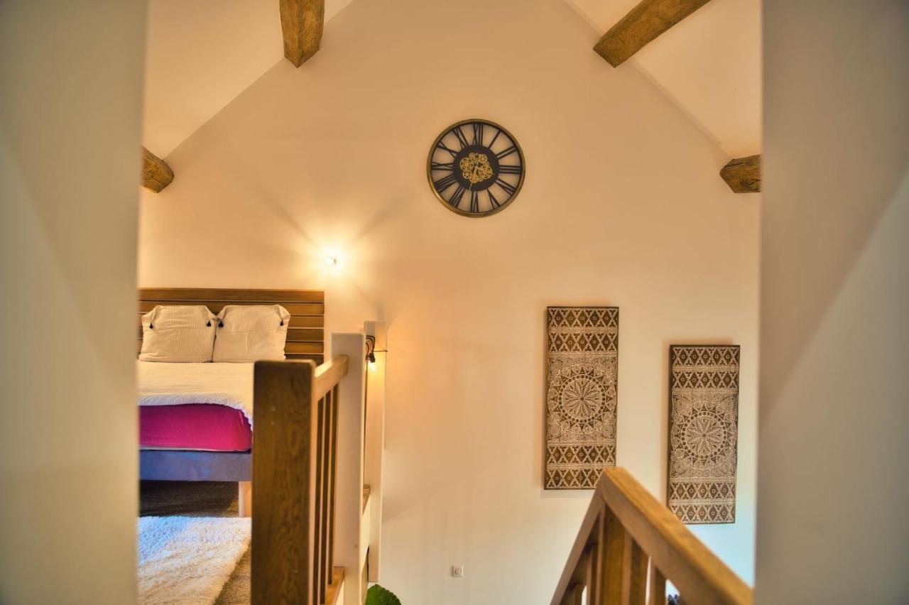 L'Oxalis Villa, Sauna Et Jaccuzi Privatif Bullion Екстер'єр фото